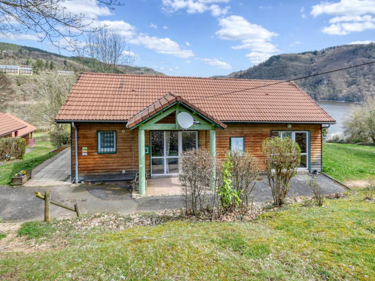 Vacanceole - Les Chalets De La Chazotte Saint-Jacques-dʼAmbur Exterior foto