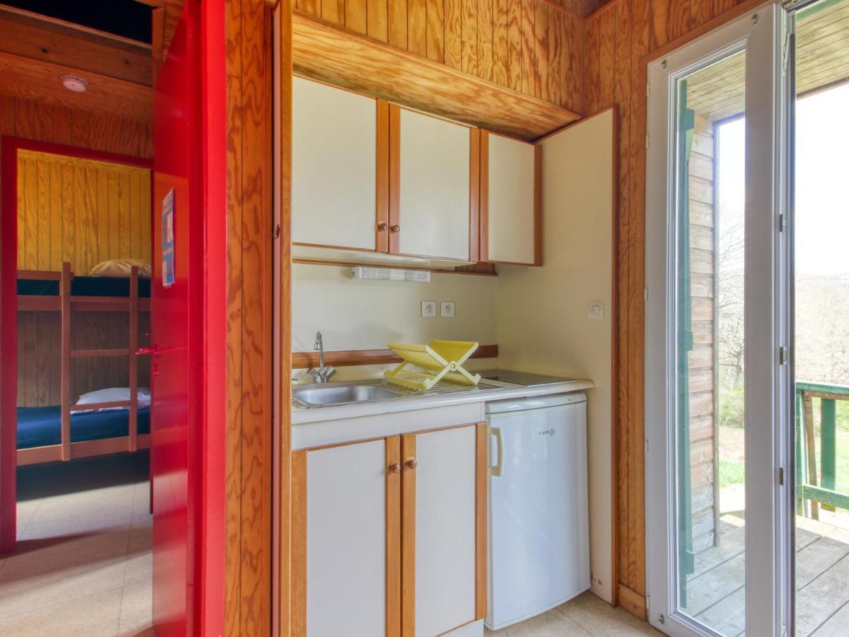 Vacanceole - Les Chalets De La Chazotte Saint-Jacques-dʼAmbur Exterior foto