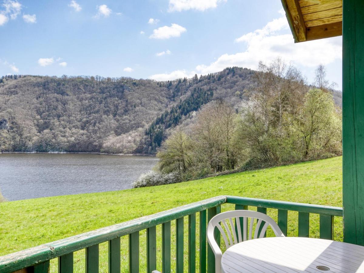 Vacanceole - Les Chalets De La Chazotte Saint-Jacques-dʼAmbur Exterior foto