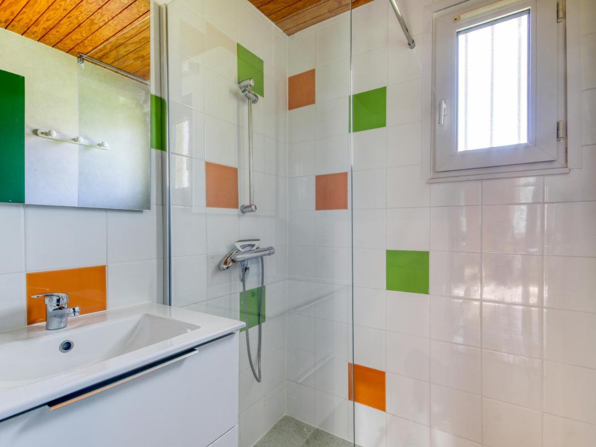Vacanceole - Les Chalets De La Chazotte Saint-Jacques-dʼAmbur Exterior foto