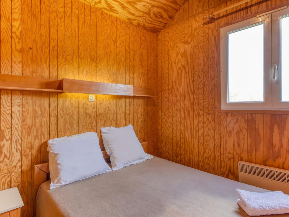 Vacanceole - Les Chalets De La Chazotte Saint-Jacques-dʼAmbur Exterior foto